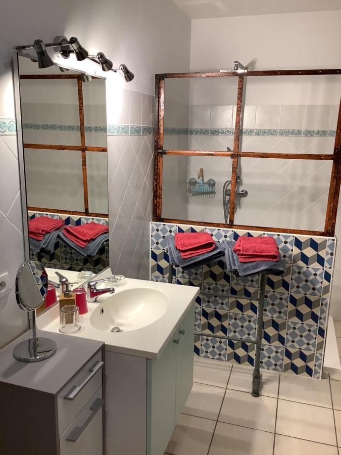 Chez Les Brocs B&B Canet  エクステリア 写真