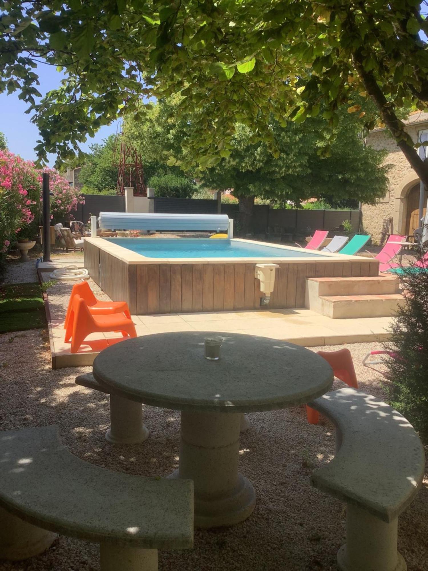 Chez Les Brocs B&B Canet  エクステリア 写真