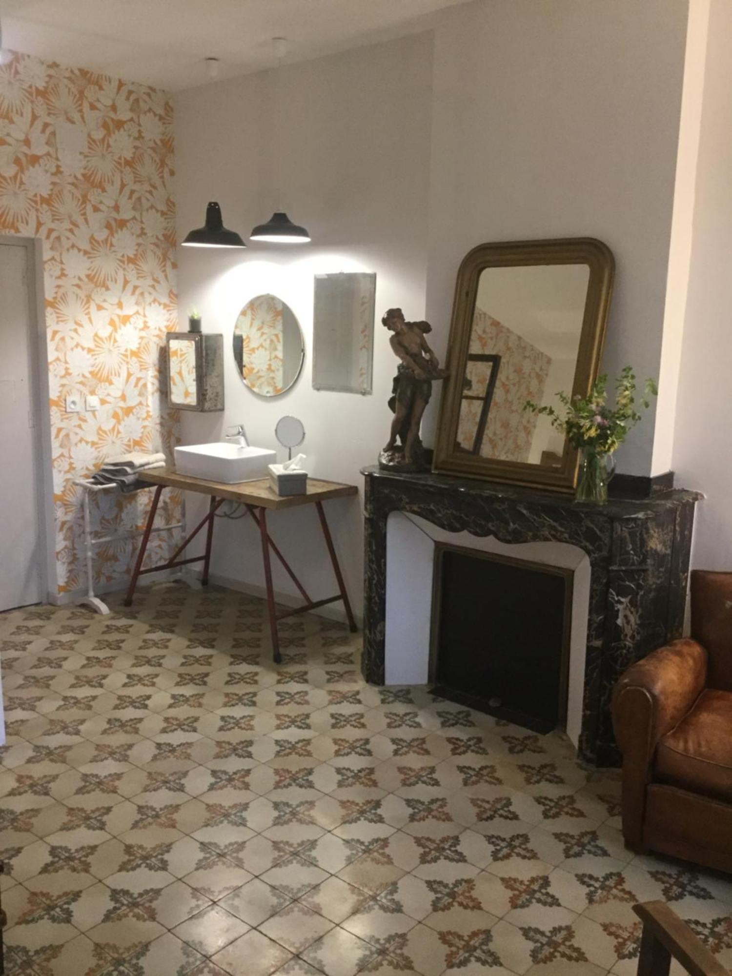 Chez Les Brocs B&B Canet  エクステリア 写真