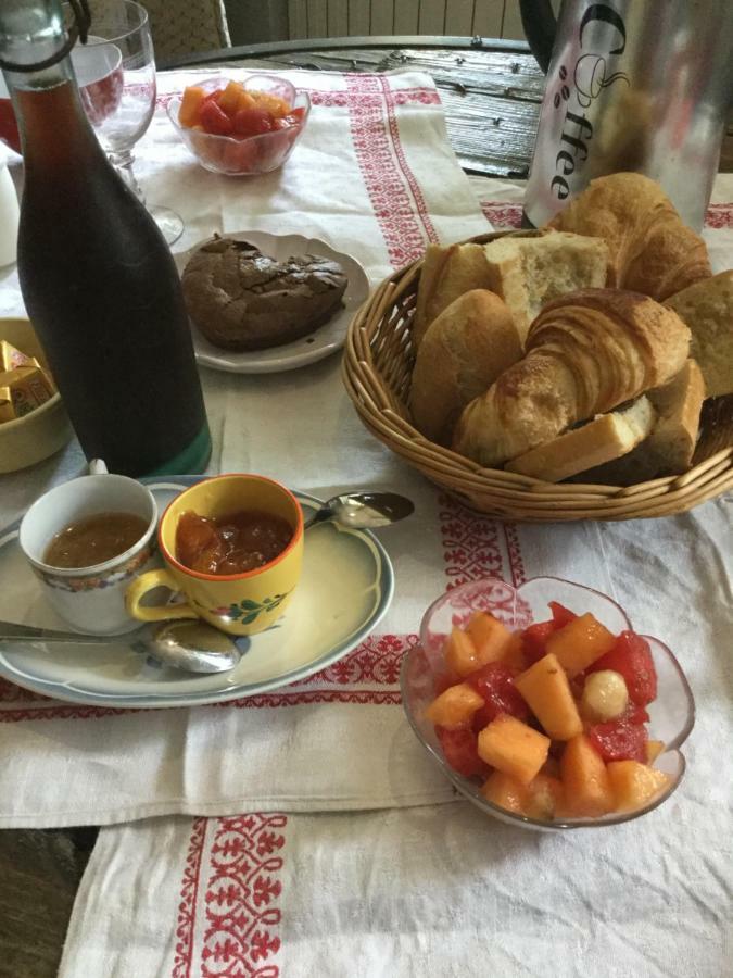 Chez Les Brocs B&B Canet  エクステリア 写真